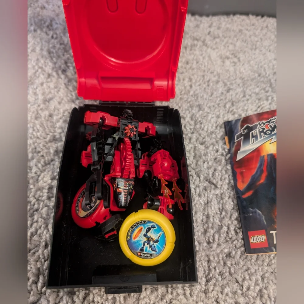⭐2/$25⭐Lego Technic Throwbot 8500 black red mech with storage box and manual - Picture 9 of 11